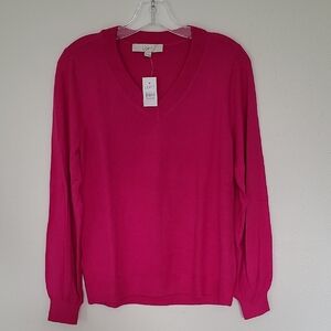 LOFT V-Neck Sweater in Bright Fuchsia Pink
